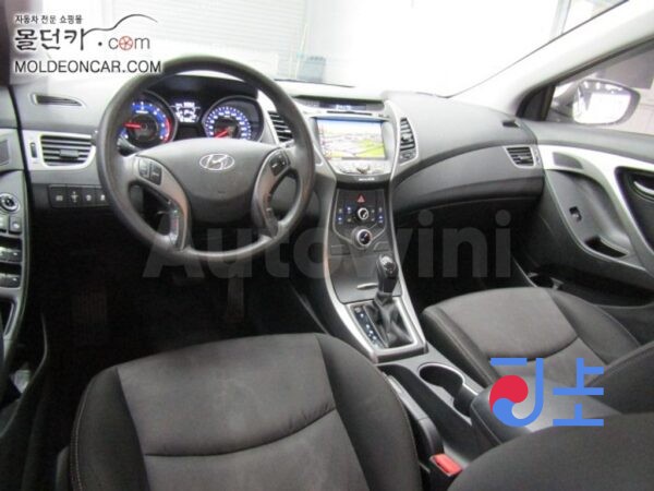 2014 Hyundai The New Avante 1.6 VGT  Style - KMHDG41UBEU173481 - Image 5