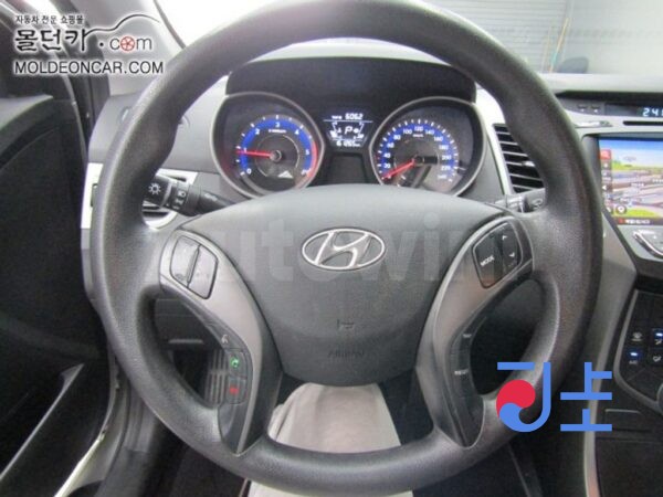 2014 Hyundai The New Avante 1.6 VGT  Style - KMHDG41UBEU173481 - Image 7