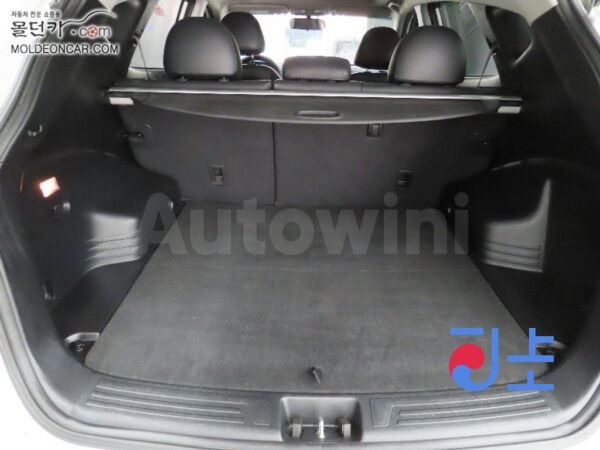 2010 Hyundai Tucson ix Diesel e-VGT R2.0 2WD LX20  Smart   Package - KMHJU81VBBU137832 - Image 9