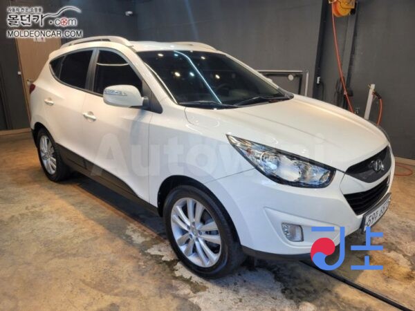 2012 Hyundai Tucson ix Diesel e-VGT R2.0 2WD LX20  Luxury - KMHJU81VBDU588890 - Image 3