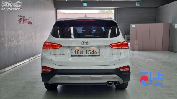 2019 Hyundai SantaFe TM 2.0  Diesel 2WD 5  Seats  Premium - KMHS281BBKU154074 - Image 4