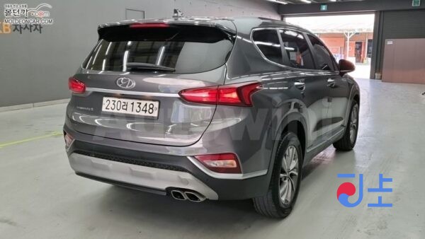 2020 Hyundai SantaFe TM 2.0  Diesel 2WD 5  Seats  Premium - KMHS281BBLU304004 - Image 2