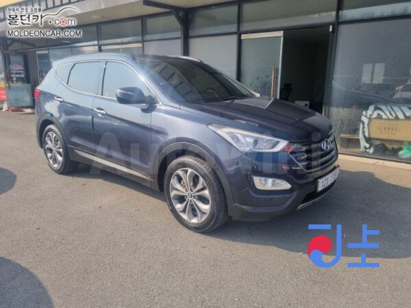 2012 Hyundai SantaFe DM R2.0 e-VGT 2WD 5  Seats  Premium - KMHSW81UBDU017312 - Image 3