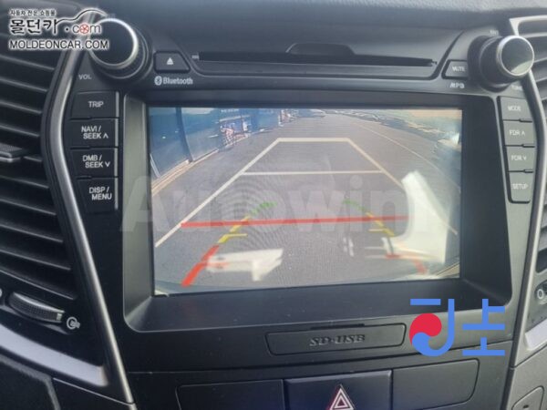 2012 Hyundai SantaFe DM R2.0 e-VGT 2WD 5  Seats  Premium - KMHSW81UBDU017312 - Image 8
