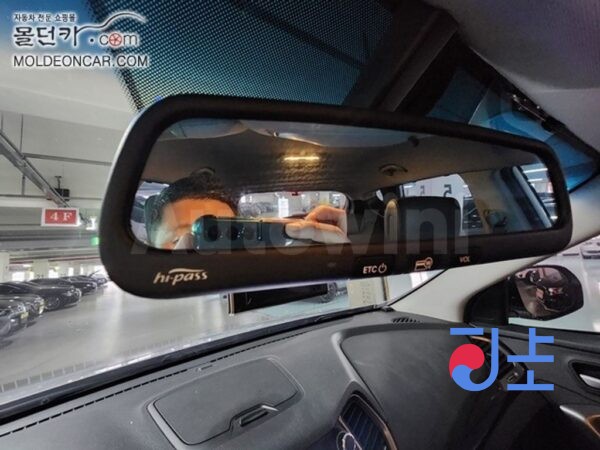 2014 Hyundai SantaFe DM R2.0 e-VGT 2WD 5  Seats  Premium - KMHSW81UBFU400125 - Image 10