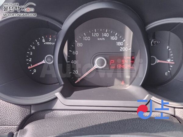 2013 Kia All New Morning 1.0  Gasoline  Deluxe  Special - KNABX511BDT519790 - Image 10