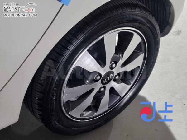 2014 Kia All New Morning 1.0  Deluxe  Trendy - KNABX511BFT847735 - Image 10