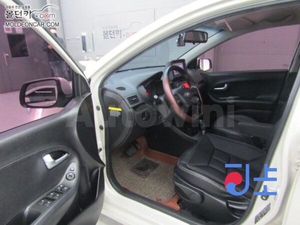 2013 Kia All New Morning 1.0  Gasoline  Luxury - KNABZ511BET730459 - Image 8