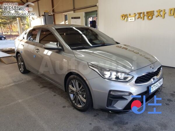 2020 Kia All NEW K3 G1.6  Trendy - KNAF141BELA902285 - Image 3