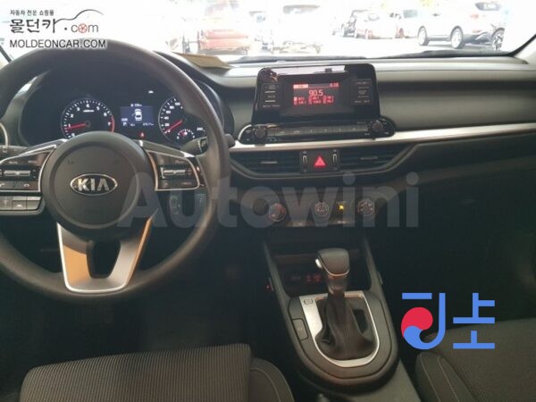 2020 Kia All NEW K3 G1.6  Trendy - KNAF141BELA902285 - Image 7