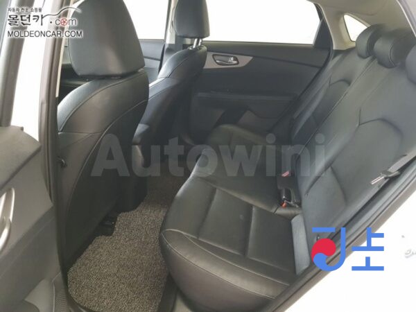 2021 Kia All NEW K3 G1.6  Prestige - KNAF241BEMA111215 - Image 5