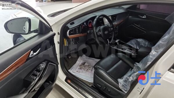 2016 Kia All New K7 3.0 LPI  Luxury - KNALC418BGA048694 - Image 7