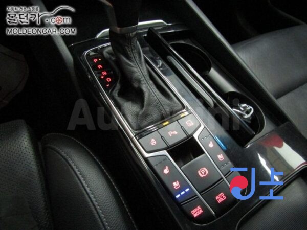 2017 Kia All New K7 3.0 LPI  Prestige - KNALD418BJA119111 - Image 10
