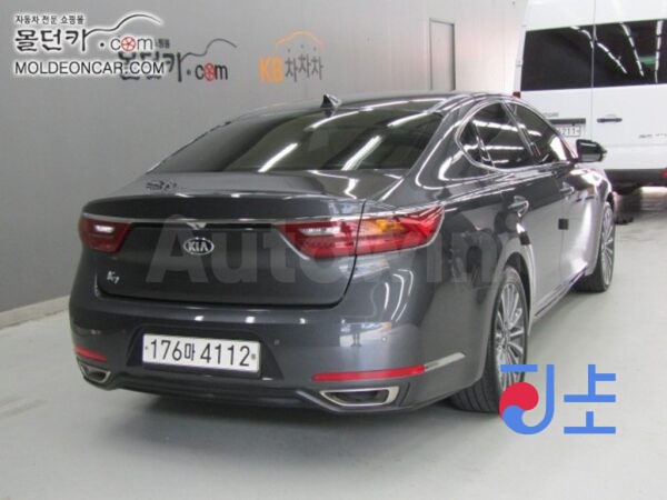 2017 Kia All New K7 3.0 LPI  Prestige - KNALD418BJA119111 - Image 3