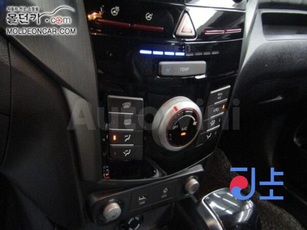 2019 KGM (Ssangyong) Tivoli Armour 1.6  Diesel 4WD VX - KPBXA3AP1KP300228 - Image 8