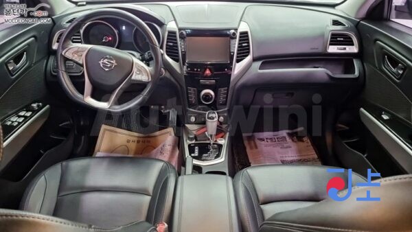 2016 KGM (Ssangyong) Tivoli 1.6  Diesel 2WD LX - KPBXH3AP1GP094086 - Image 5