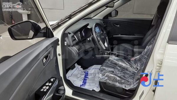 2017 KGM (Ssangyong) Tivoli Armour 1.6 2WD VX - KPBXH3AR1JP193471 - Image 7