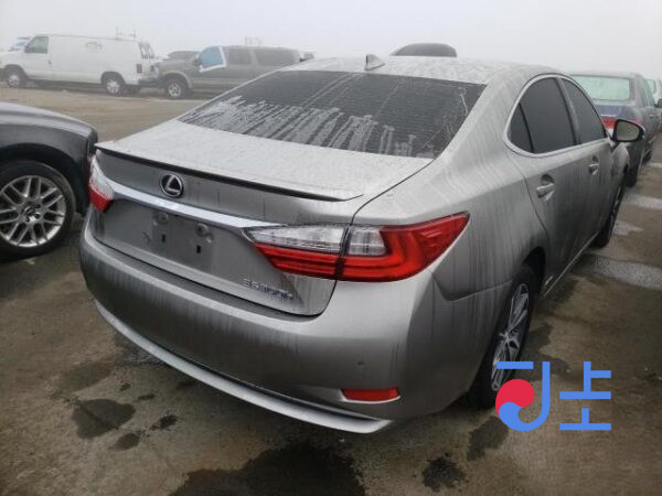 2016 Lexus ES300H Gold — JTHBW1GG6H2137586 - Image 3