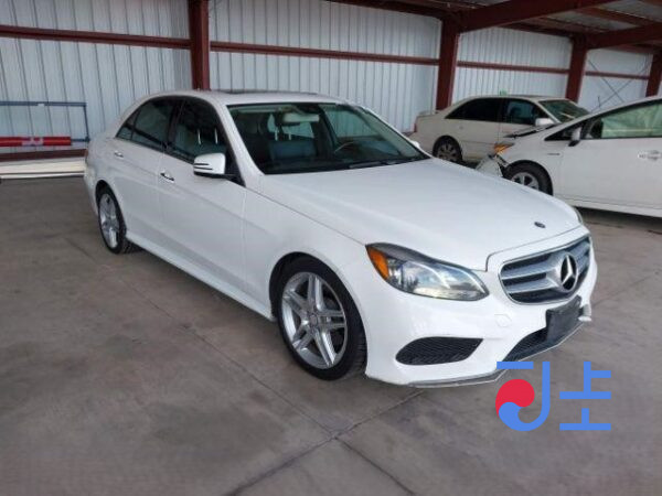 2014 Mercedes-Benz E220 White — WDDHF0CB6FB095455 - Image 4