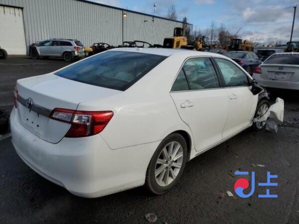 2014 Toyota Camry Hybrid White — AVV50-1050337 - Image 3