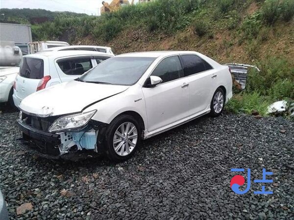 2014 Toyota Camry Hybrid White — AVV50-1051489