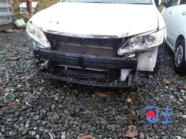 2014 Toyota Camry Hybrid White — AVV50-1051489 - Image 4