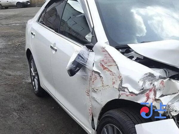 2015 Toyota Camry Hybrid White — AVV50-1046443 - Image 4