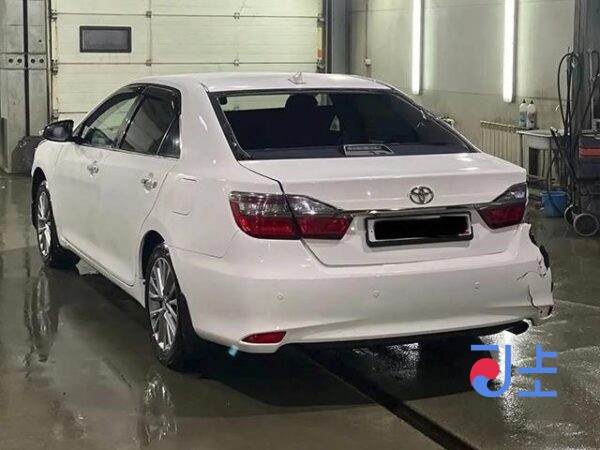 2015 Toyota Camry Hybrid White — AVV50-1051835 - Image 2