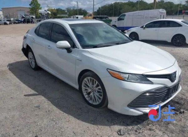 2017 Toyota Camry Hybrid White — AXVH70-1005606 - Image 4