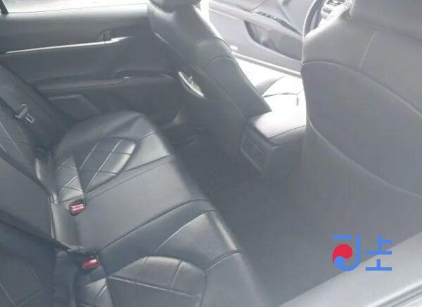 2017 Toyota Camry Hybrid White — AXVH70-1005606 - Image 7