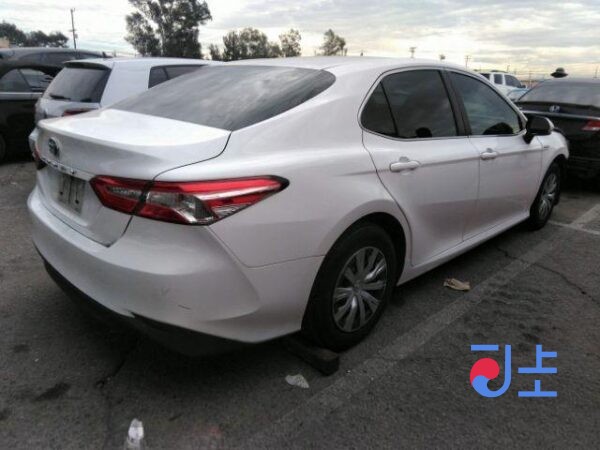 2017 Toyota Camry Hybrid White — AXVH70-1009419 - Image 3