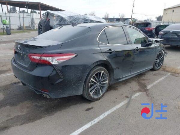 2018 Toyota Camry Black 2.5L — JTNB21HK8J3004324 - Image 3