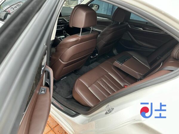 BMW 530D 2018 WHITE — WBAJC9105JB279351 - Image 6