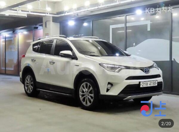 Toyota RAV4 Hybrid 2018 WHITE  — JTMWRREV90D078231