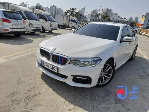 BMW Series 5 XDrive 2017 White — WBAJC5109HWA87719