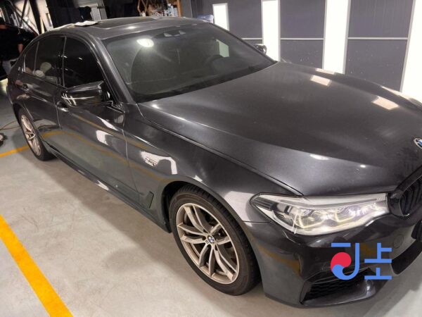 BMW Series 520D 2017 Black — WBAJC3101HG993178 - Image 2