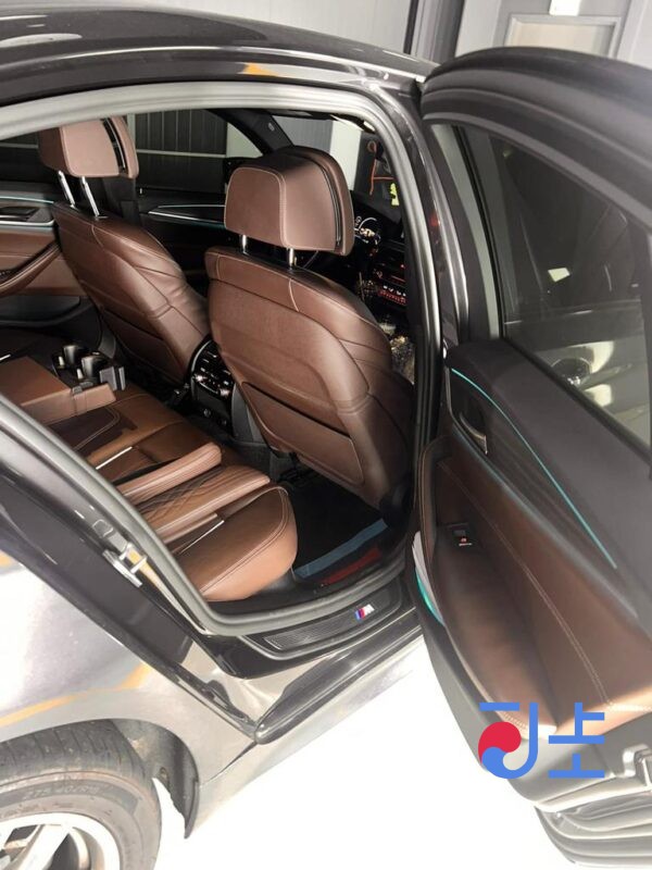 BMW Series 520D 2017 Black — WBAJC3101HG993178 - Image 6
