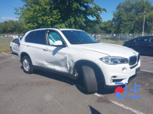 2014 BMW X5 xDrive30d White — WBAKS4104E0H51151