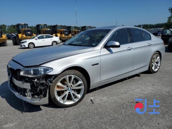 BMW 520d 2014 Silver — WBA5C3104ED949366