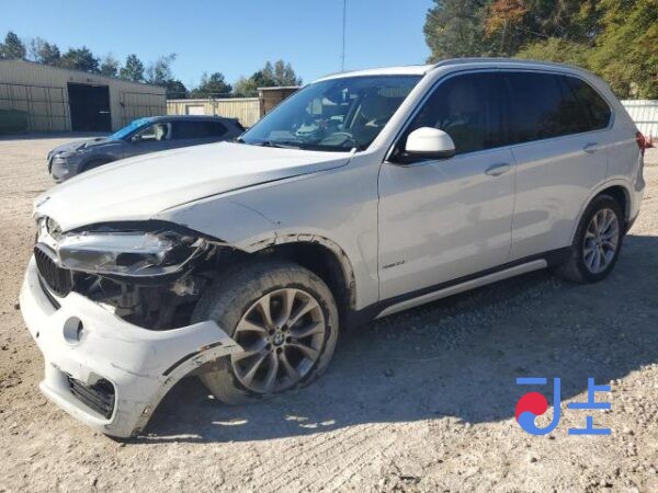BMW X5 xDrive30d 2015 White — WBAKS4104F0H70249 - Image 2