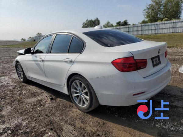 2016 BMW 320d Dynamics Edition White — WBA8D1107GK775614 - Image 3