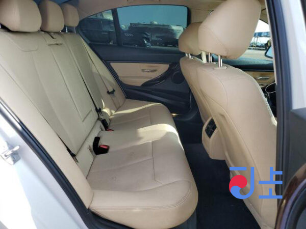 2016 BMW 320d Dynamics Edition White — WBA8D1107GK775614 - Image 8