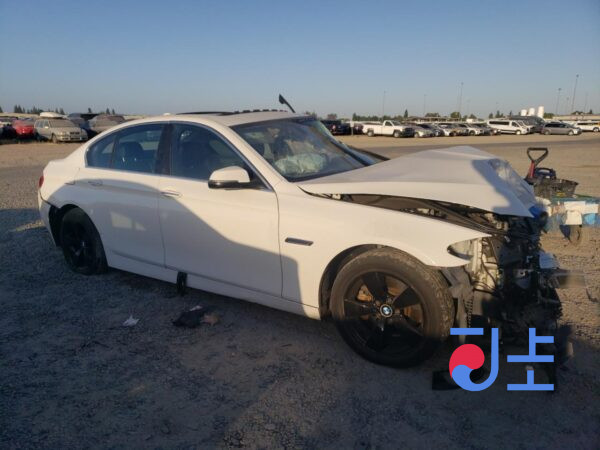2014 BMW 520d White — WBA5C310XED766490 - Image 2