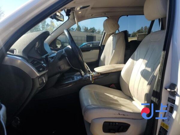 BMW X5 xDrive30d 2015 White — WBAKS4104F0H70249 - Image 5