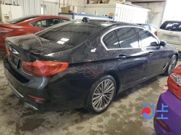 BMW Series 5 2017 Black- WBAJC3108HG923550 - Image 4