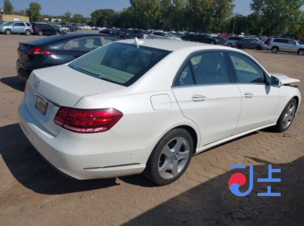 2014 Mercedes Benz E Class E220 - WDDHF0CB5EB006635 - Image 5