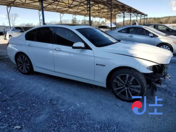 2016 BMW 5-Series 520d xDrive White — WBA5E7101GG565998 - Image 5