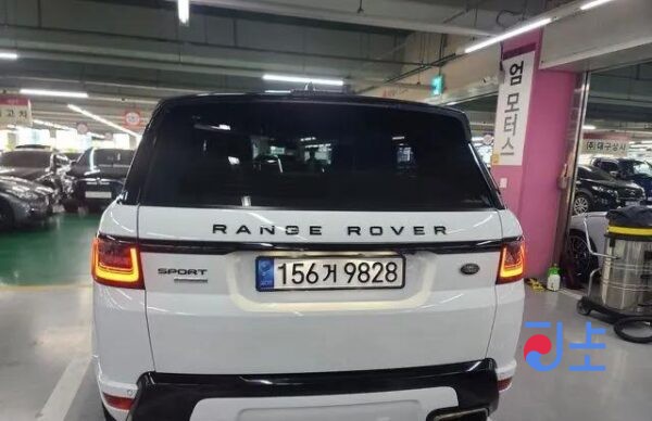 Range Rover Sport 2018 WHITE — SALWA2BK6JA405706 - Image 4